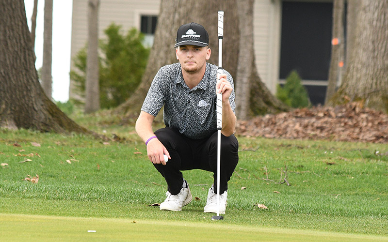 Beavers stand 8th at Earlham Spring Invite